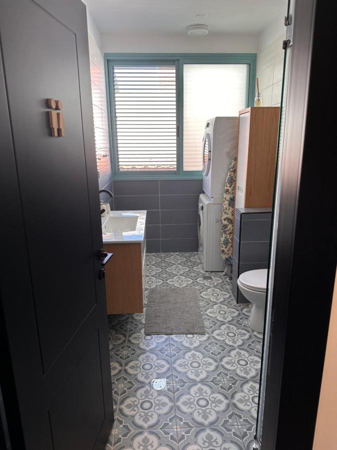 Midrahov Luxury Apartment Zikhron Ya'akov Esterno foto