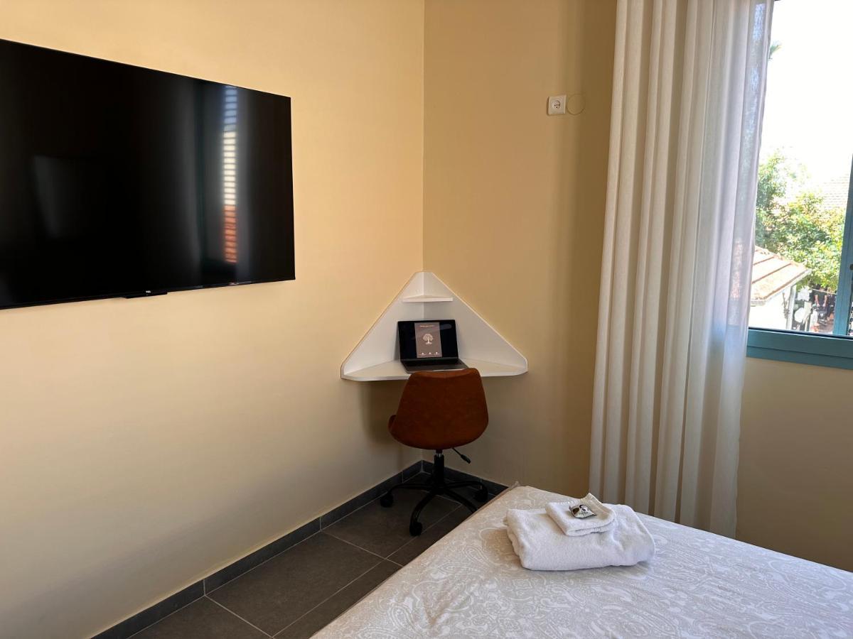 Midrahov Luxury Apartment Zikhron Ya'akov Esterno foto