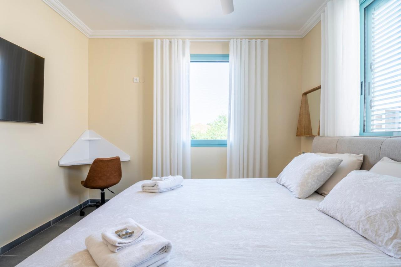 Midrahov Luxury Apartment Zikhron Ya'akov Esterno foto